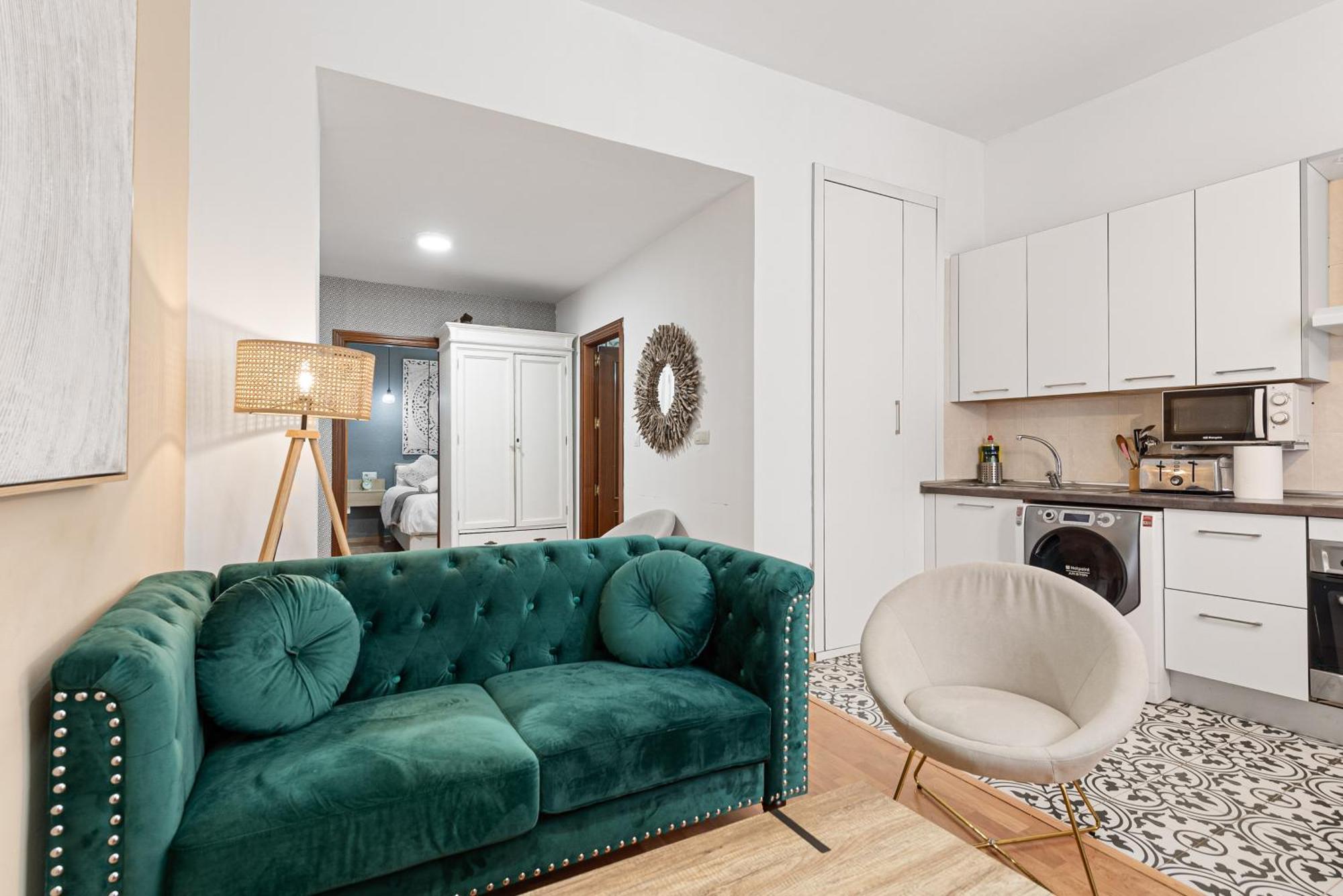 Urbanchicmalaga 2bedroom Oasis In Historic Centre Apartament Malaga